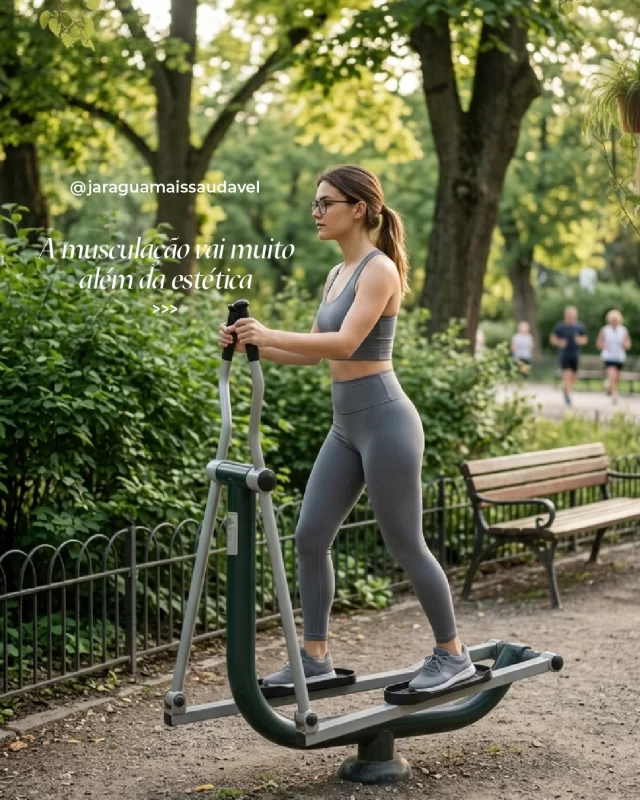 Na hora de se movimentar, existem dois tipos de exercício. Você sabe quais são eles?🏃 Aeróbicos: corrida, caminhada, ciclismo, dança ou os exercícios que trabalham principalmente o sistema cardiovascular e resistência.🏋 Anaeróbicos: musculação, pilates ou treinos com pesos (livres ou corporais), aqueles que atuam no ganho de massa muscular e força.O ideal é combinar os dois: coração forte e músculos resistentes formam a dupla perfeita para uma vida mais saudável e equilibrada.#Mover #JaraguáMaisSaudável #Exercícios #Aeróbico #Anaeróbico